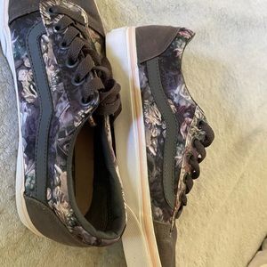 🤍Floral Low top Vans